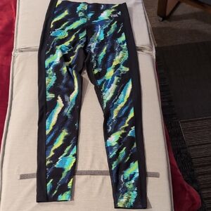 Victoria's Secret PINK Colorful Leggings w black back side, size M